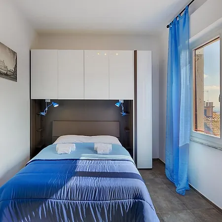 Eleroom Πανσιόν 4*