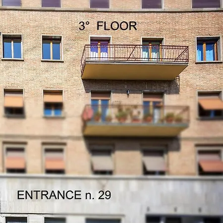 Πανσιόν Eleroom 4*