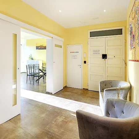 Eleroom Πανσιόν
